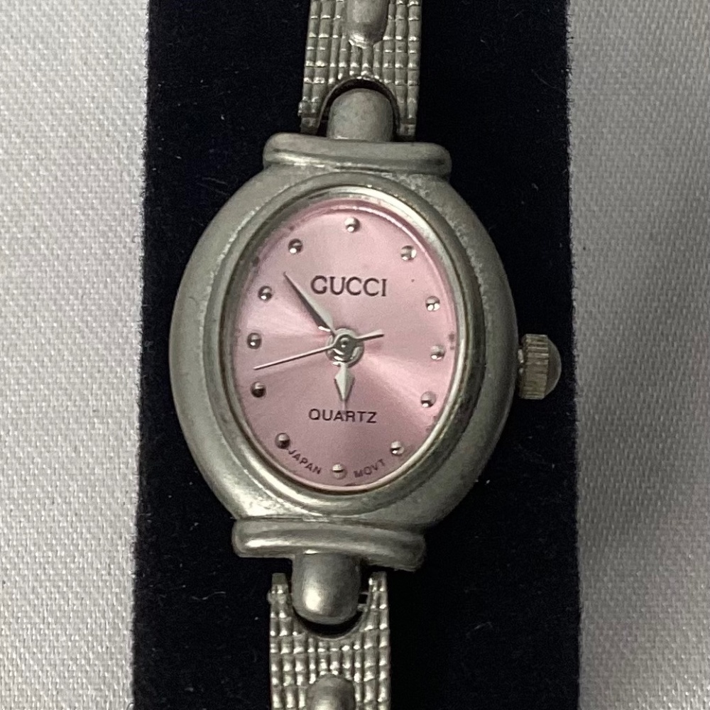 Pink Gucci watch vintage